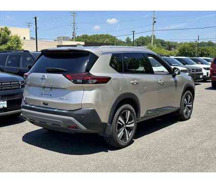 2021 Nissan Rogue SL Intelligent AWD is a Silver 2021 Nissan Rogue SL Station Wagon in Bowie MD