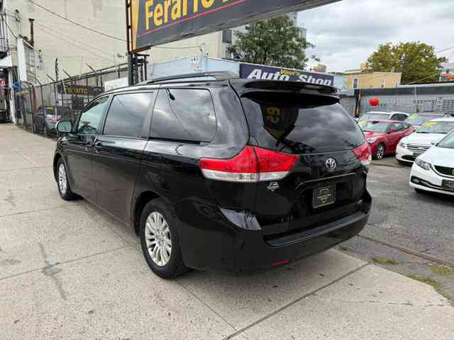 2012 Toyota Sienna for sale