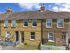 Grain Road, Middle Stoke, Rochester. 3 bed terraced house for sale -