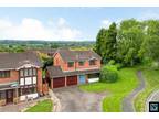 5 bedroom detached house for sale in Morpeth, Dosthill, Tamworth, B77