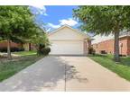 Single Family Residence - Fort Worth, TX 12173 Thicket Bend Dr