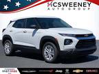 2023 Chevrolet trail blazer White, new