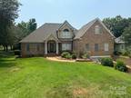 Emerald Dr, Mooresville, Home For Sale