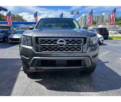 2022 Nissan Frontier Crew Cab for sale is a Grey 2022 Nissan frontier Car for Sale in Miami FL