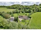 South Green, Sittingbourne, Kent, ME9 3 bed equestrian property for sale -