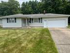 Sprucewood Dr, Youngstown, Home For Sale