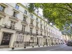 Westbourne Terrace, Bayswater 3 bed flat for sale -