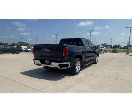 2021 GMC Sierra 1500 4WD Crew Cab Short Box SLT is a Blue 2021 GMC Sierra 1500 Truck in Grand Island NE