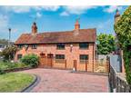 3 bedroom semi-detached house for sale in Orchard Road, Hockley Heath, Solihull