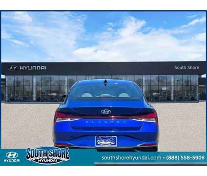 2021 Hyundai Elantra SE is a Blue 2021 Hyundai Elantra SE Sedan in Valley Stream NY