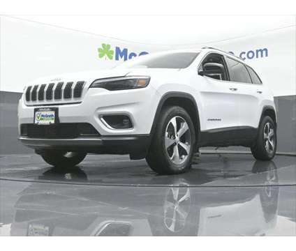 2022 Jeep Cherokee Limited 4x4 is a White 2022 Jeep Cherokee Limited SUV in Dubuque IA