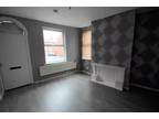 Woodview Terrace, Leeds, LS11 2 bed end of terrace house to rent - £800 pcm