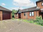 Falconers Rise, East Hunsbury. 2 bed bungalow for sale -