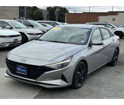 2021 Hyundai Elantra SEL is a Silver 2021 Hyundai Elantra Sedan in Hempstead NY