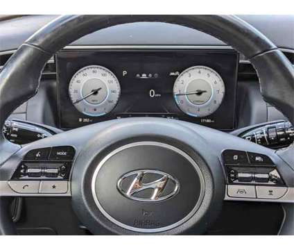 2022 Hyundai Tucson SEL is a White 2022 Hyundai Tucson SUV in Charleston SC