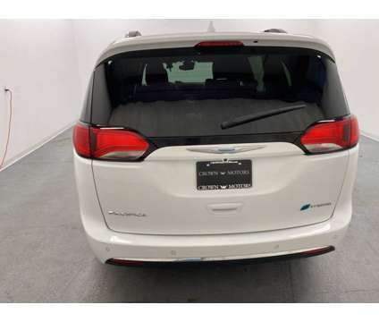 2020 Chrysler Pacifica Hybrid Limited is a White 2020 Chrysler Pacifica Hybrid Limited Hybrid in Holland MI