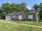 104 W LOWE AVE, FAIRFIELD, IA 52556 Single Family Residence For Sale MLS#