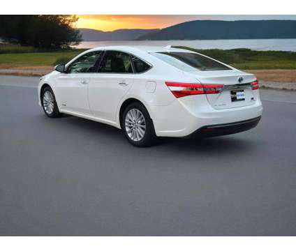 2013 Toyota Avalon for sale is a White 2013 Toyota Avalon Car for Sale in Duluth GA