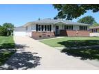 332 N NATIONAL AVE, FOND DU LAC, WI 54935 Single Family Residence For Sale MLS#