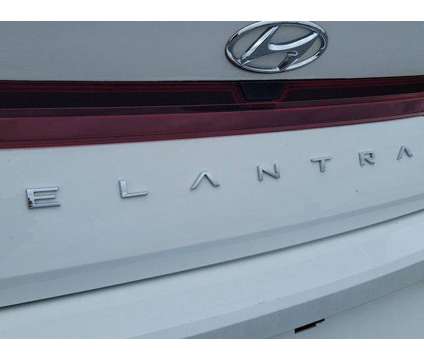2023 Hyundai Elantra SE is a White 2023 Hyundai Elantra SE Sedan in East Petersburg PA