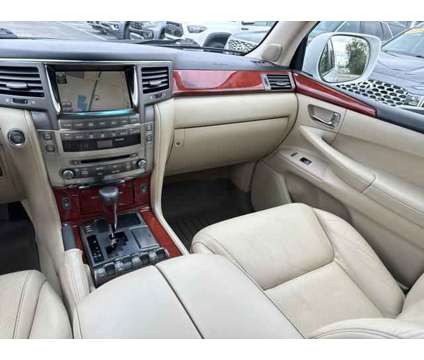 2010 Lexus LX 570 570 is a White 2010 Lexus LX 570 SUV in Dayton OH