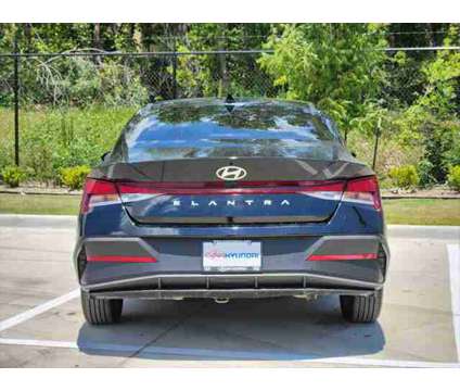 2024 Hyundai Elantra SE is a Black 2024 Hyundai Elantra SE Sedan in Carrollton TX