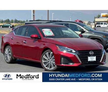 2023 Nissan Altima SL Intelligent AWD is a Red 2023 Nissan Altima 2.5 Trim Sedan in Medford OR