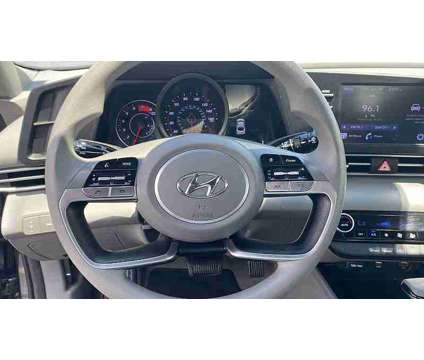 2022 Hyundai Elantra SEL is a Grey 2022 Hyundai Elantra Sedan in Tuscaloosa AL