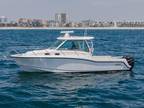 2015 Boston Whaler 315 Conquest Boat for Sale