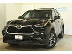 Used 2021 Toyota Highlander for sale.