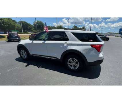 2021 Ford Explorer XLT is a White 2021 Ford Explorer XLT SUV in Newport News VA