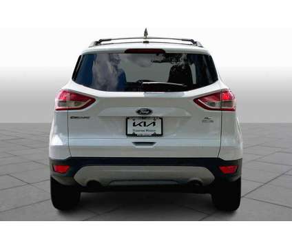 2014UsedFordUsedEscapeUsed4WD 4dr is a White 2014 Ford Escape Car for Sale in Overland Park KS