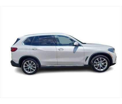 2020 BMW X5 xDrive40i is a White 2020 BMW X5 4.8is SUV in Morristown NJ