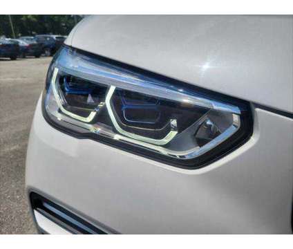 2020 BMW X5 xDrive40i is a White 2020 BMW X5 4.8is SUV in Morristown NJ