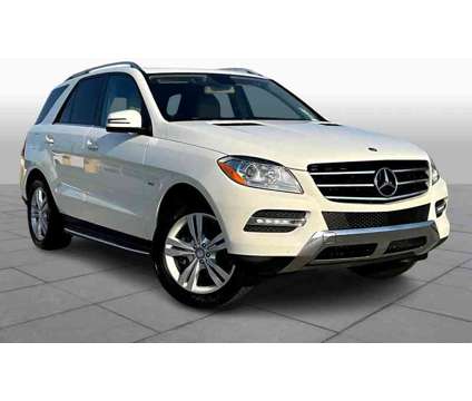 2012UsedMercedes-BenzUsedM-ClassUsed4MATIC 4dr is a White 2012 Mercedes-Benz M Class Car for Sale in Newport Beach CA