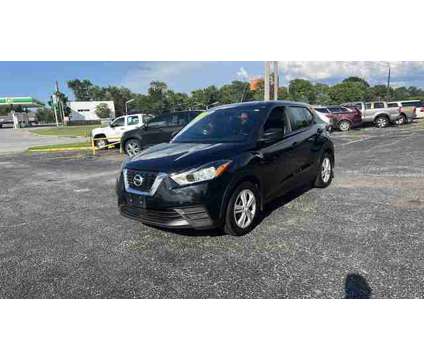 2020 Nissan Kicks for sale is a Grey 2020 Nissan Kicks Car for Sale in Raytown MO