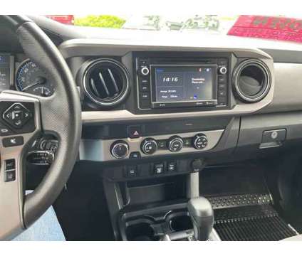 2019 Toyota Tacoma SR5 V6 is a 2019 Toyota Tacoma SR5 Truck in Milwaukee WI