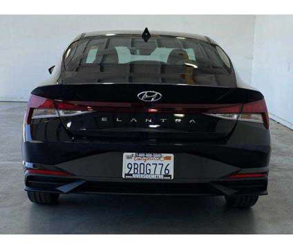 2022 Hyundai Elantra SEL is a Black 2022 Hyundai Elantra Sedan in Riverside CA