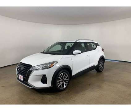 2021 Nissan Kicks SV is a White 2021 Nissan Kicks SV Car for Sale in Peoria IL