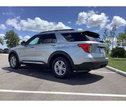 2020 Ford Explorer XLT is a Silver 2020 Ford Explorer XLT SUV in Avon IN