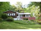 47 ARBOR HILL DR, PLEASANT VALLEY, NY 12569 Single Family Residence For Sale