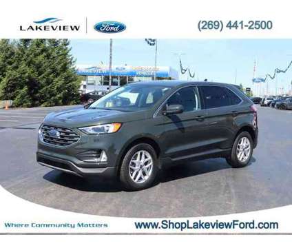 2022 Ford Edge SEL is a Green 2022 Ford Edge SEL SUV in Battle Creek MI