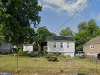 4805 Gunther St, Capitol Heights, MD 20743