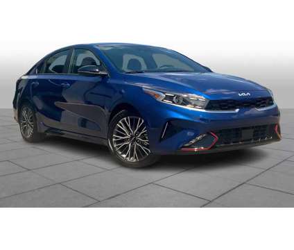 2024UsedKiaUsedForteUsedIVT is a Blue 2024 Kia Forte Car for Sale in Overland Park KS