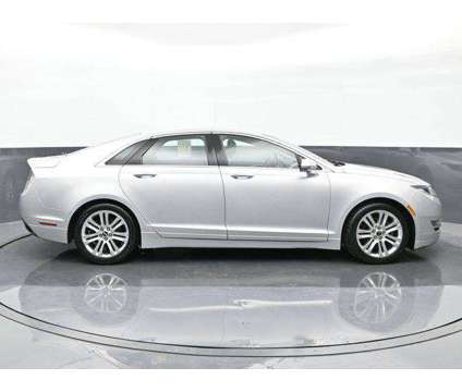 2016 Lincoln MKZ Base is a Silver 2016 Lincoln MKZ Base Sedan in Michigan City IN