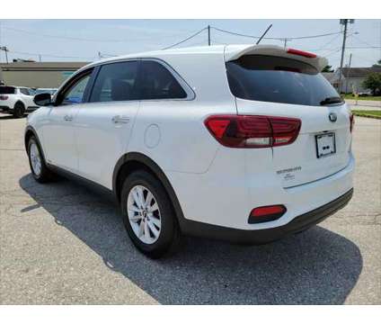 2019 Kia Sorento 3.3L LX is a White 2019 Kia Sorento SUV in Hanover PA