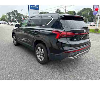 2022 Hyundai Santa Fe SE is a Black 2022 Hyundai Santa Fe SE SUV in North Attleboro MA