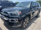 2020 Toyota 4Runner Limited 4WD w/ third-row seating