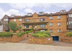 Beatrice Court, Queens Road, Hendon NW4 3 bed apartment for sale -