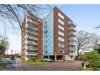 The Hollies, New Wanstead, Wanstead 2 bed flat for sale -